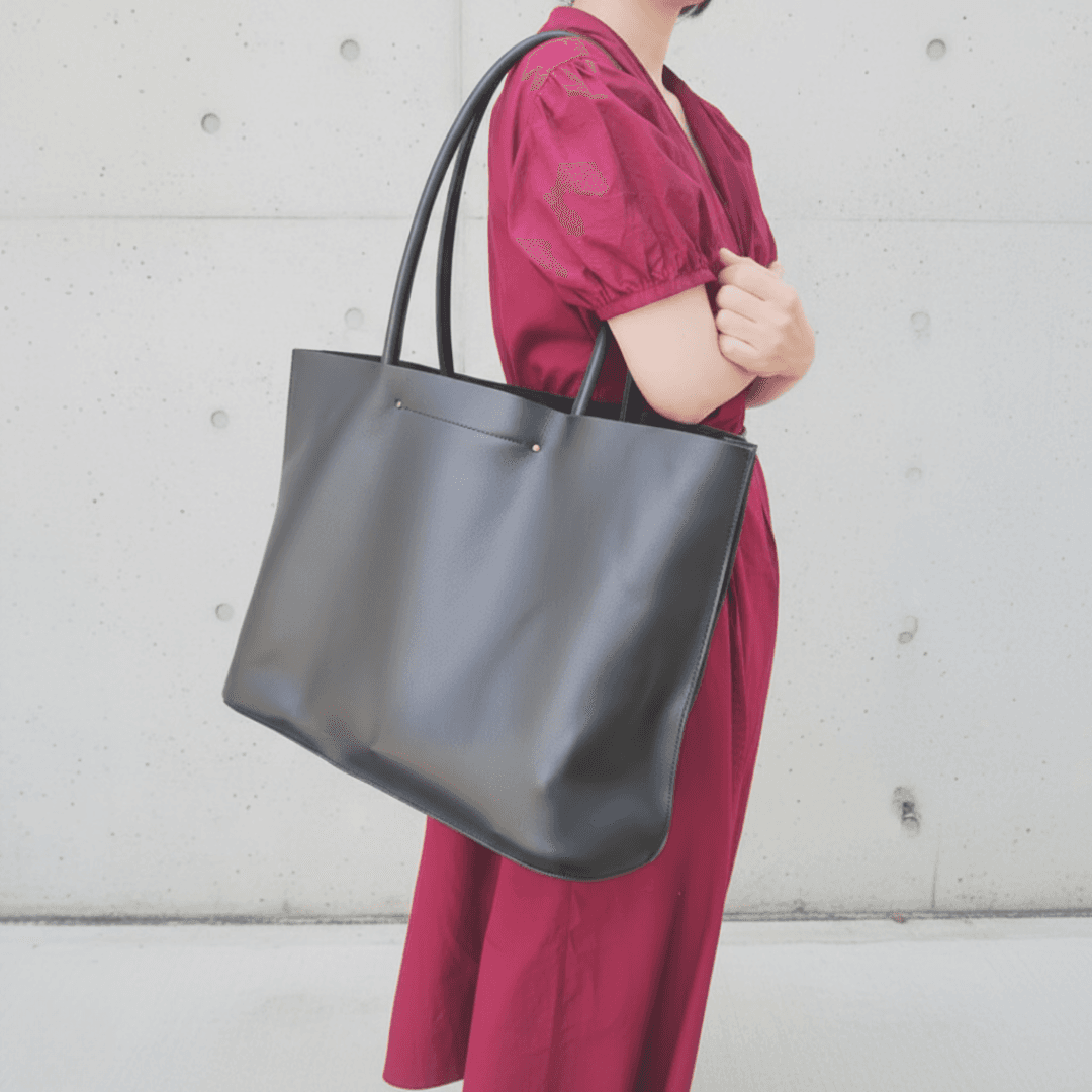 【本革ヌメ革】15.6インチPC対応 大容量レザートートバッグ｜A4収納｜通勤・通学｜ブラック｜ハンドメイド | 4枚目