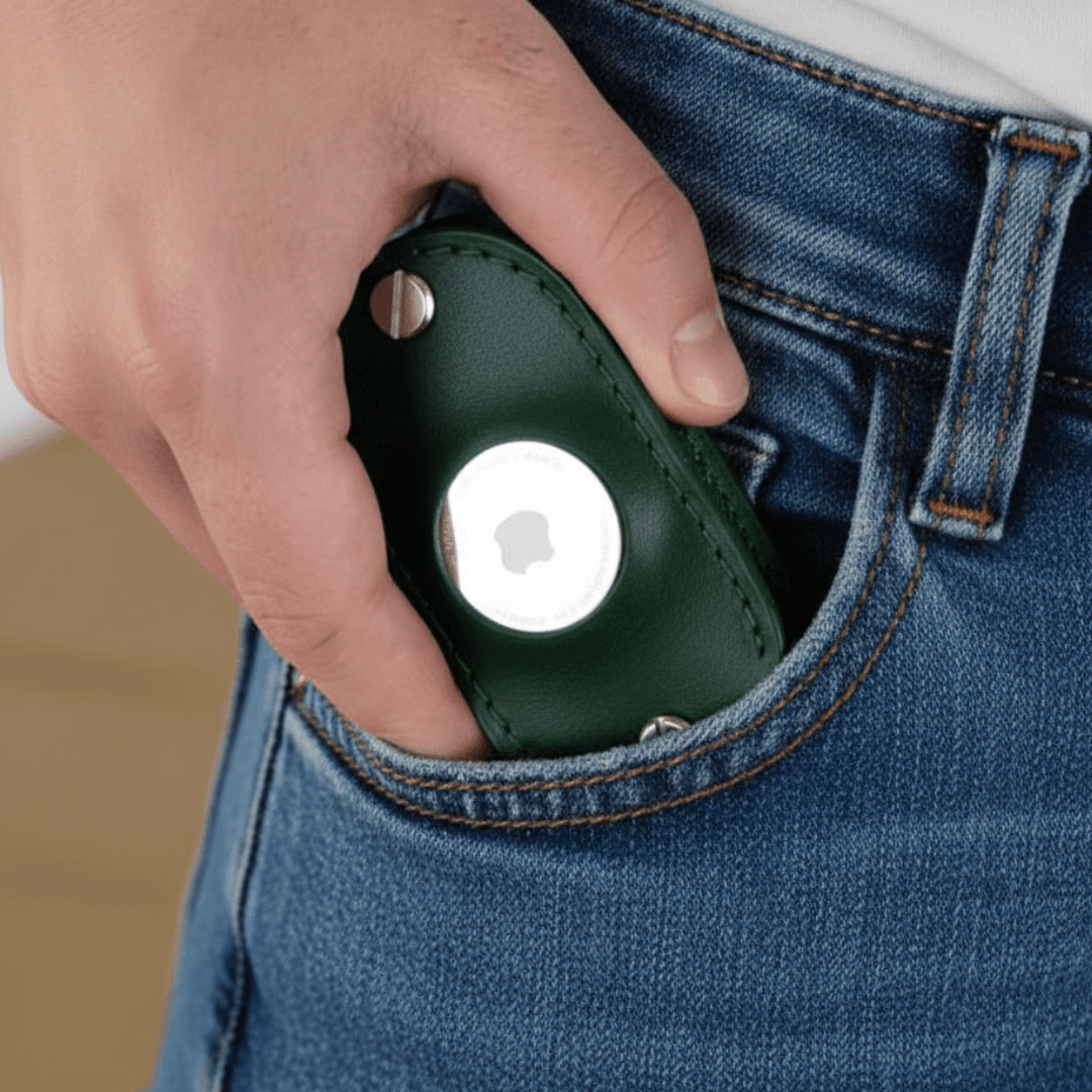 ブラック　エアタグ対応 本革キーケース｜AirTag収納可・ネジ式・名入れ対応・コンパクト | 11枚目