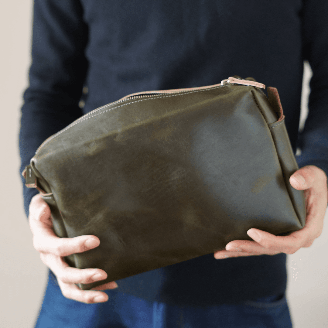 こだわりの大人ポーチ　ホーウィン社 クロムエクセルレザー ポーチ（グリーン）　サイズカラー変更可能 | 18枚目