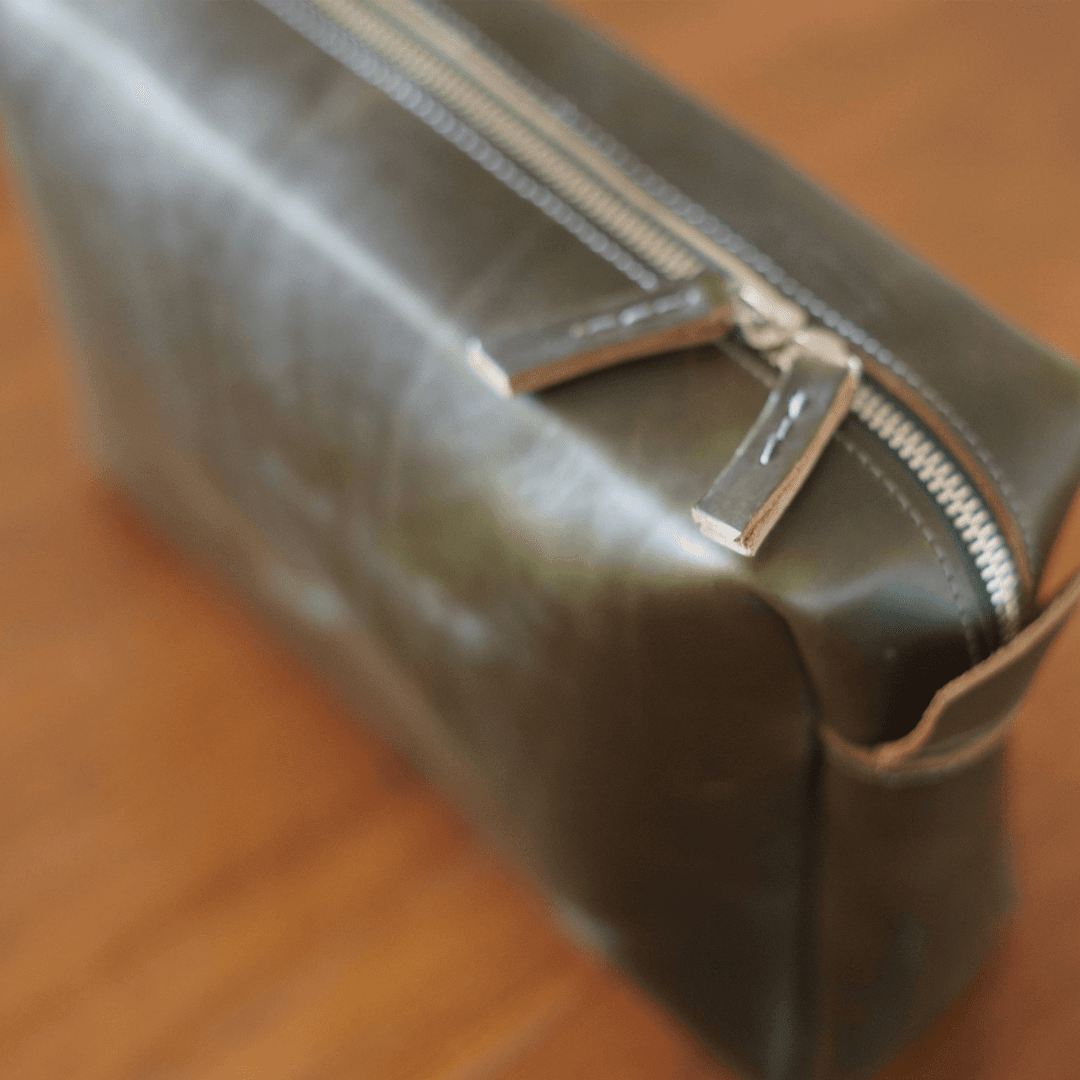 こだわりの大人ポーチ　ホーウィン社 クロムエクセルレザー ポーチ（グリーン）　サイズカラー変更可能 | 8枚目