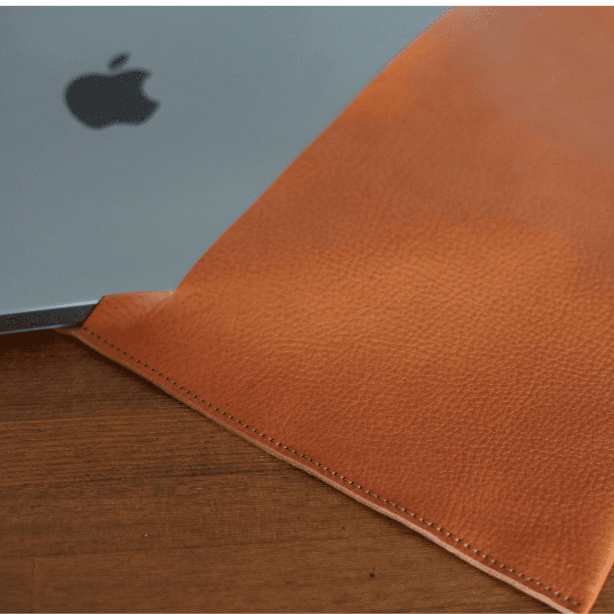 イタリアンレザー PC・タブレットスリーブ（13インチ対応）｜キャメル｜シボ革 | 10枚目