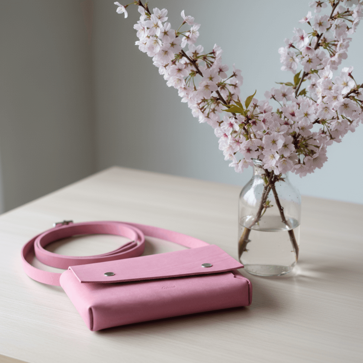 桜ピンクの本革ミニショルダーバッグ｜イタリアンレザー・2WAYクラッチ・刻印対応 | 19枚目