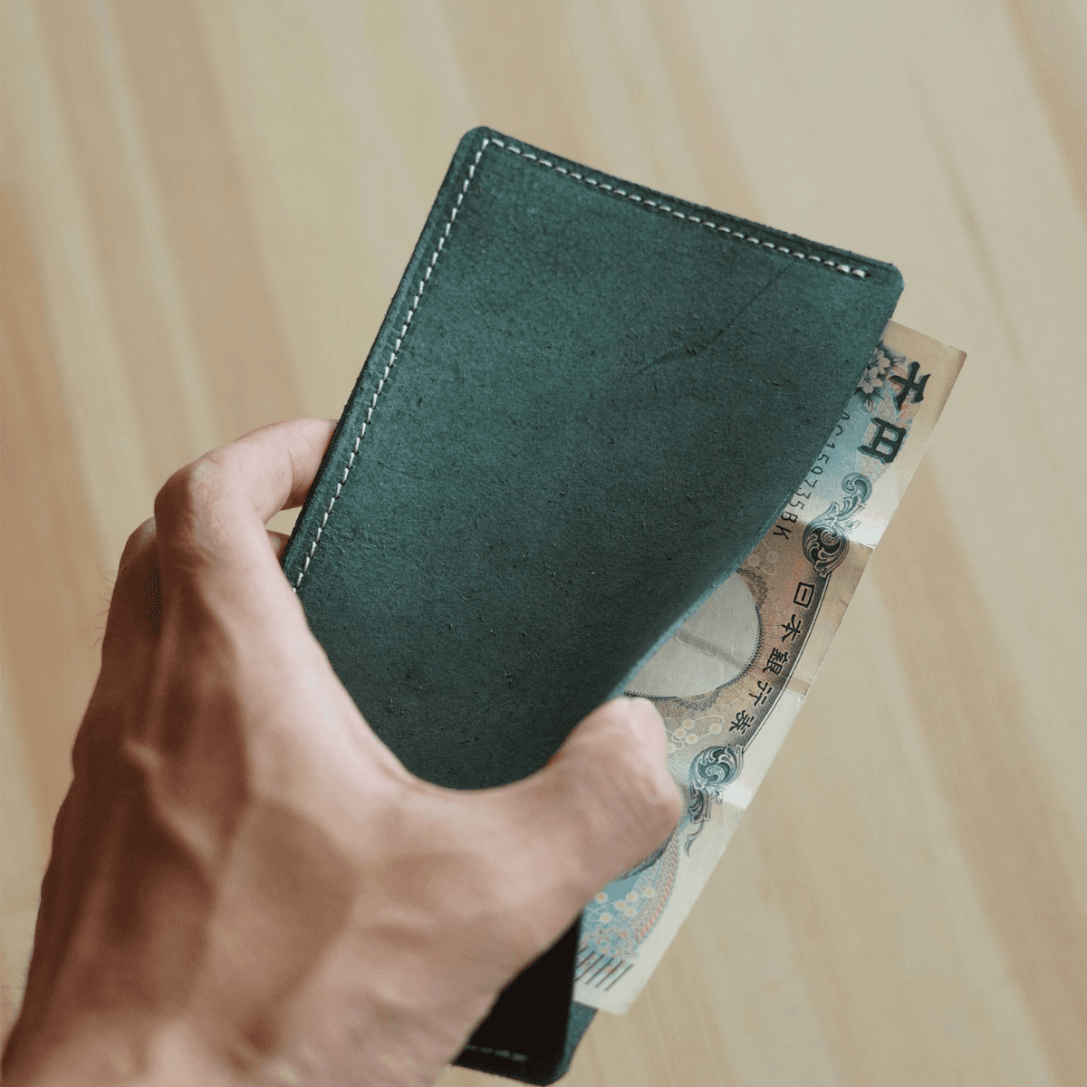 【ミニマル設計】イタリアンレザー 札入れ｜本革 スリムウォレット 領収書ケース 薄型財布　よもぎグリーン1枚目の画像