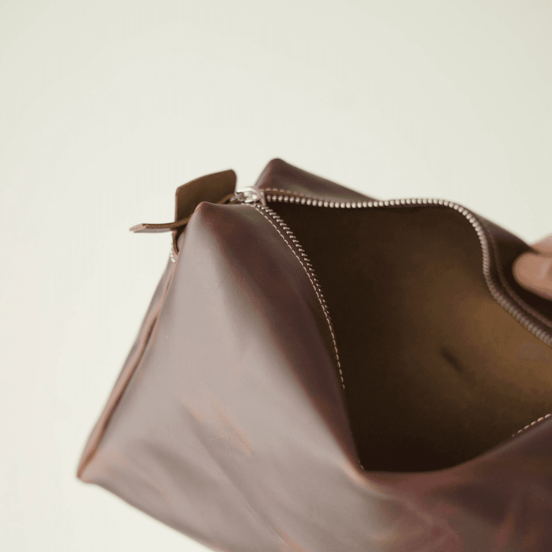 ホーウィン社 クロムエクセルレザー ポーチ（グリーン）　サイズカラー変更可能 | 8枚目