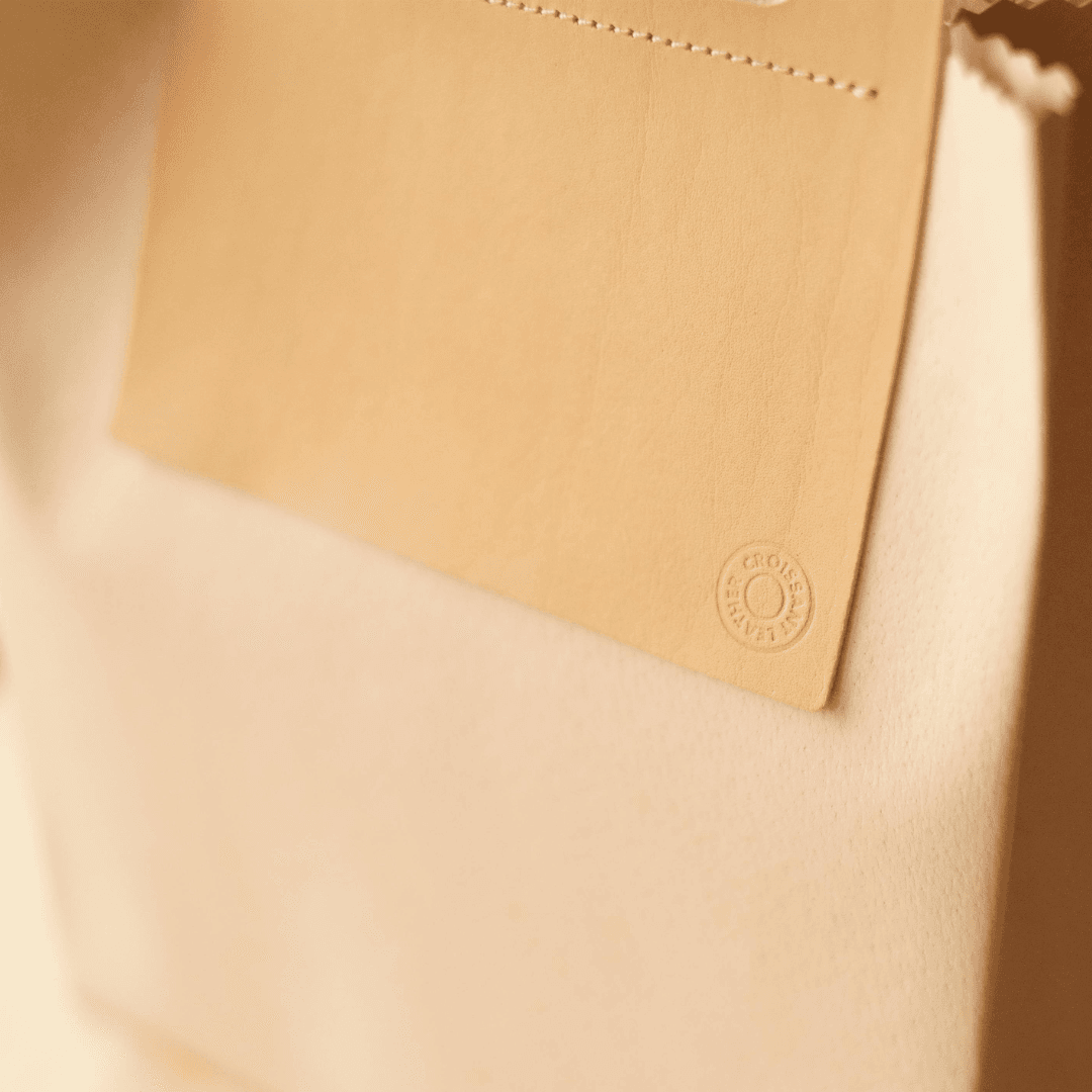 革で仕立てた“紙袋”トート〈きなりナチュラル〉　名前刻印オプション | 3枚目