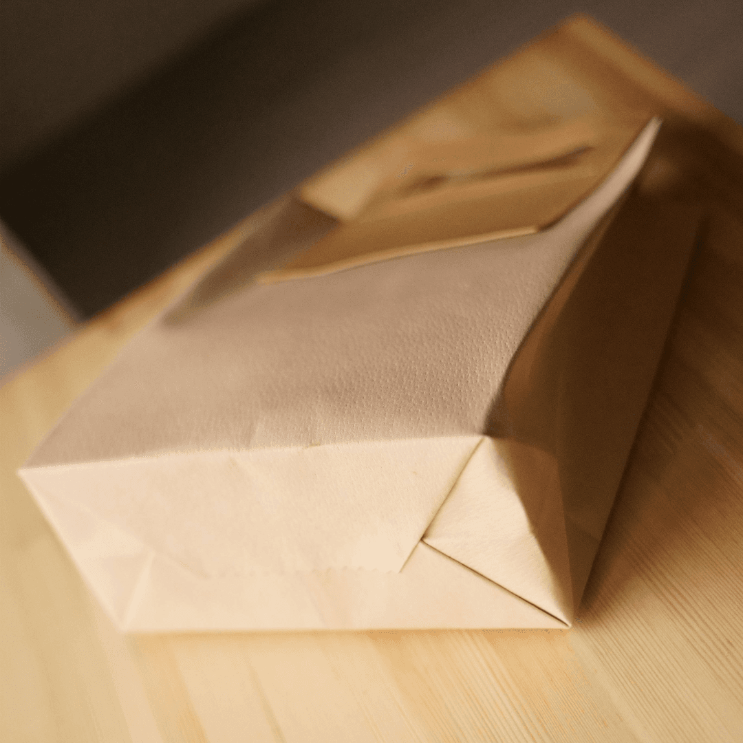 革で仕立てた“紙袋”トート〈きなりナチュラル〉　名前刻印オプション | 5枚目