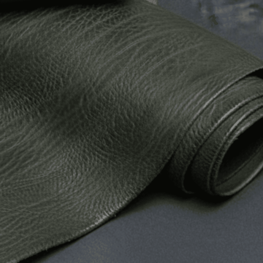 ブルレザーの存在感。ナチュラルシュリンク・オイルバケッタのA4トートバッグ（フォレストグリーン） | 2枚目