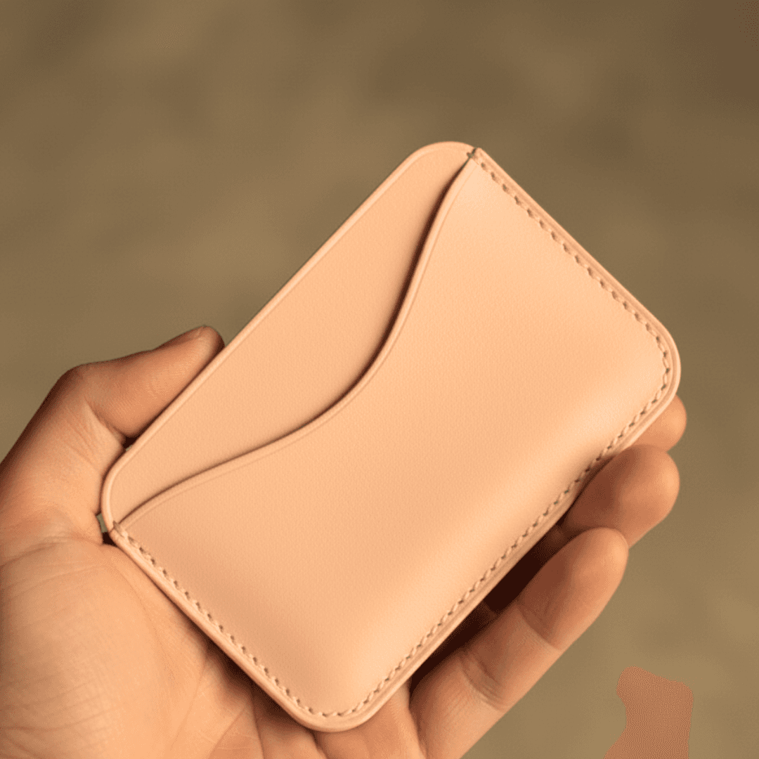 飴色に育つきなりレザーのミニマルカードケース1枚目の画像