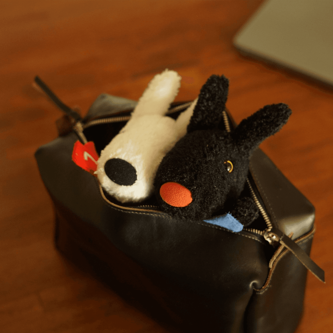 ホーウィン クロムエクセルレザーのファスナーポーチ｜育てる革のシンプルポーチ | 5枚目