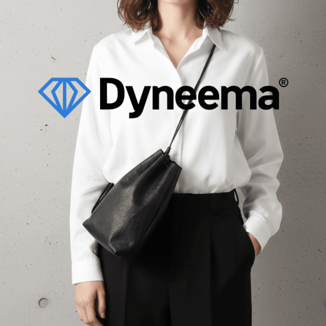 Dyneema®︎レザー ポシェット　巾着サコッシュ　 軽くて丈夫 アウトドア 斜め掛け対応1枚目の画像