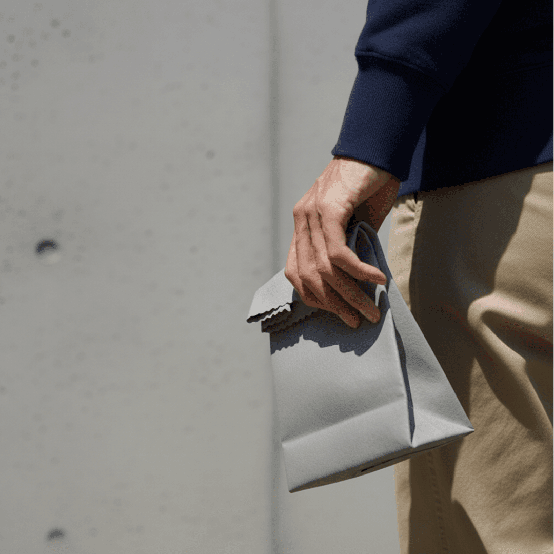 グレーダイニーマレザー 撥水クラフトバッグ｜紙袋風デザイン・軽量高耐久・サイズオーダー可 | 2枚目