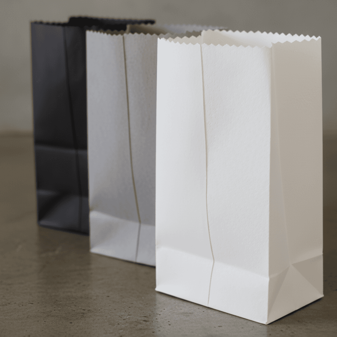 グレーダイニーマレザー 撥水クラフトバッグ｜紙袋風デザイン・軽量高耐久・サイズオーダー可 | 6枚目