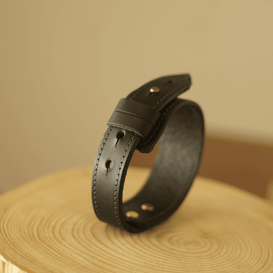 スーツに合う 自転車用アンクルバンド 本革ブラック｜裾巻き込み防止 | 6枚目