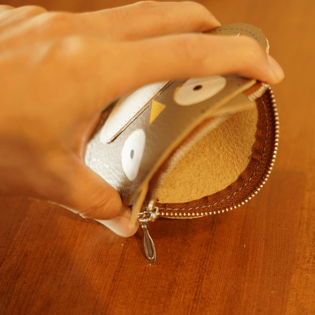 レザーコインケース フクロウモチーフ｜YKKメタルファスナー・鳥モチーフ変更可能 | 3枚目